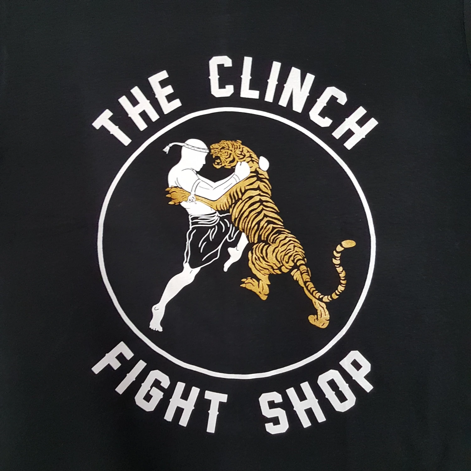 The Clinch Fight Shop Logo Tiger Black/Gold T-Shirt - Image 2
