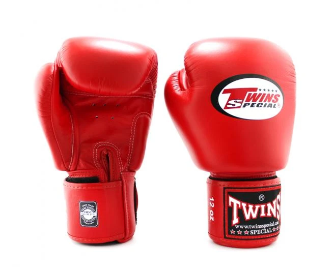 Twins BGVL3 Muay Thai Boxing Gloves Red - Image 2